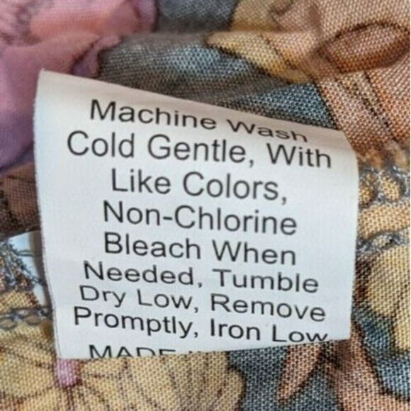 NWOT Rusttydusty Plus Blouse- Size 3XL Top Floral V-neck Pastel Fall N62‎ - Picture 4 of 7